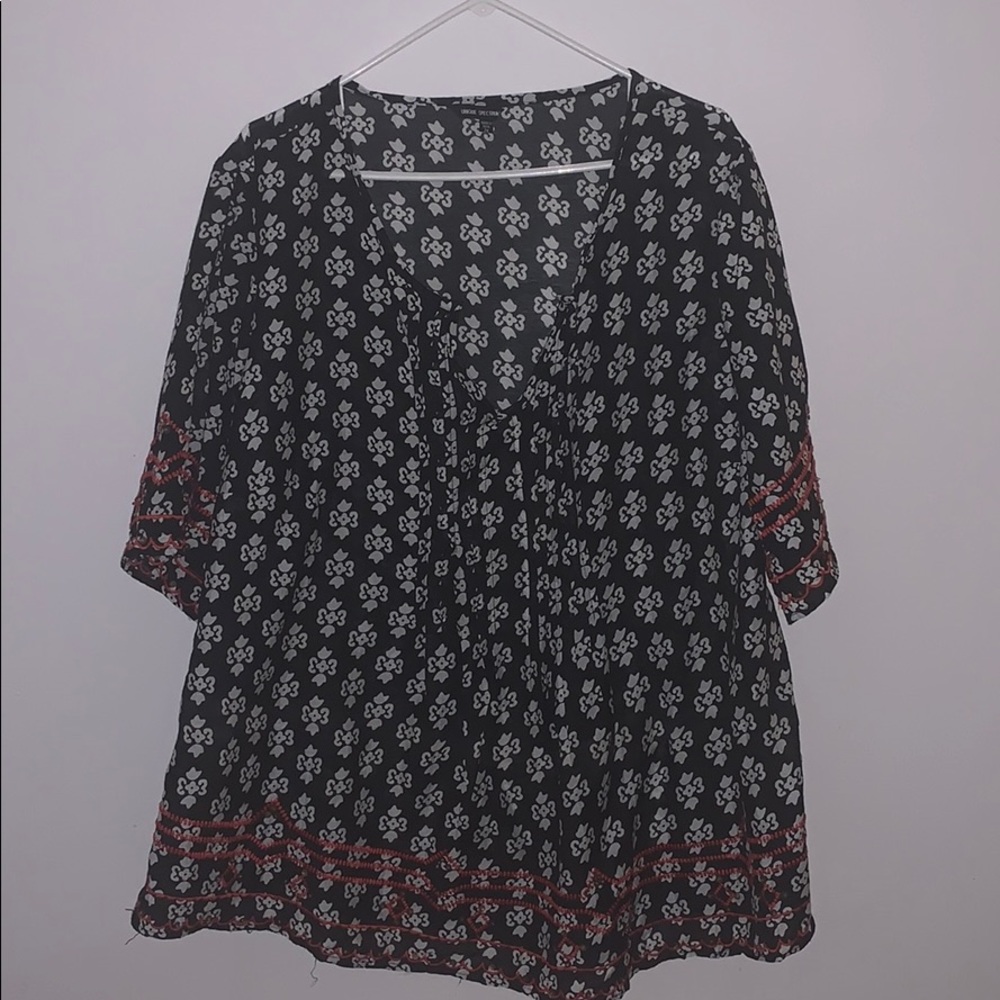 Beautiful  thin comfortable pullover shirt